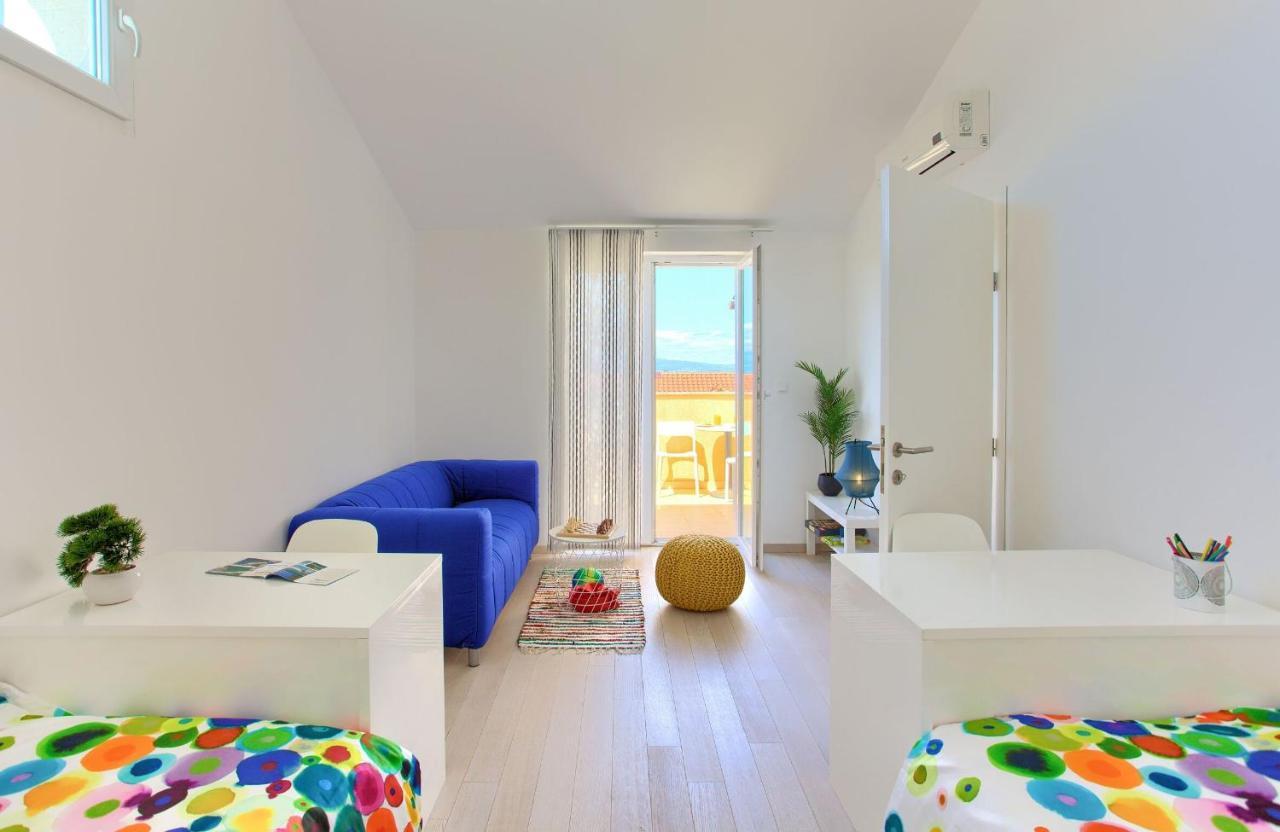 Apartments Aster Malinska Buitenkant foto